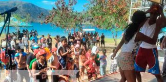 Bailatón del Amor reúne a familias en una jornada festiva en Xiloá