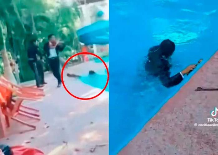 1 Mariachi cae a la piscina durante la serenata y el video causa sensación
