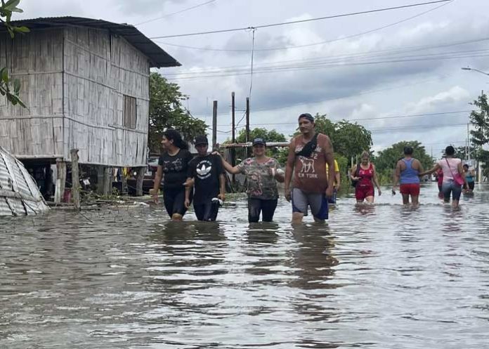 1 Foto: Más de 3.000 personas en Ecuador reportan impacto del fenómeno natural El Niño/Cortesía