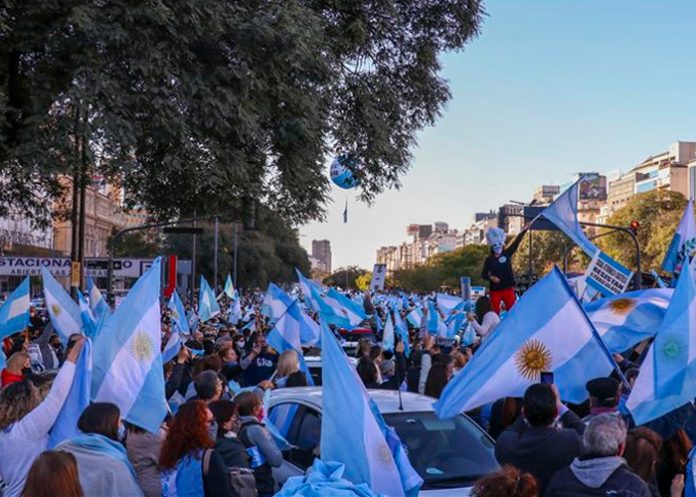 Foto: Argentina en pie de guerra por el salario mínimo /cortesía