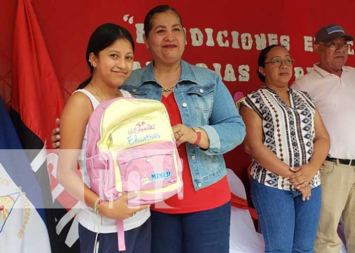 Foto: Primer día de clases en la modalidad de educación a distancia en Nandaime/TN8