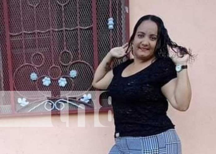 Sorprenden a mujer en la vía pública y le propinan cuatro balazos en El Jícaro