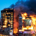España: Asciende a cinco el número de fallecidos por fatal incendio Foto: Incendio en España /cortesía