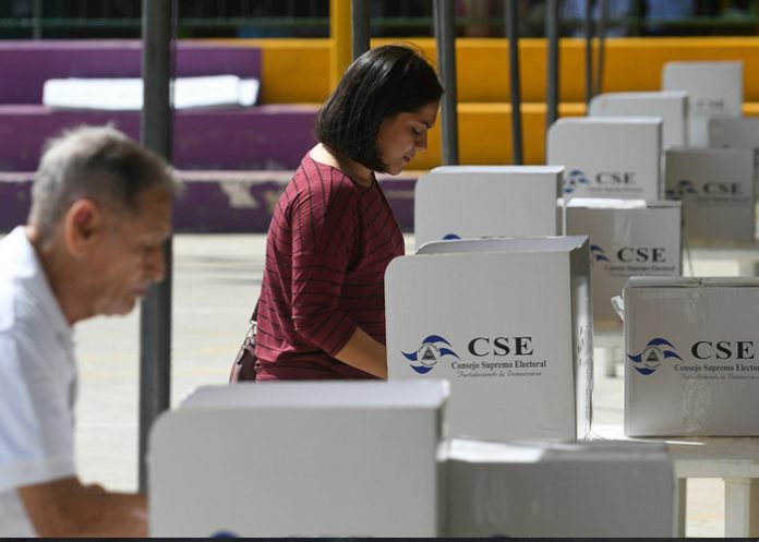1 Foto: Poca participación marca el cierre de elecciones en El Salvador / Cortesía