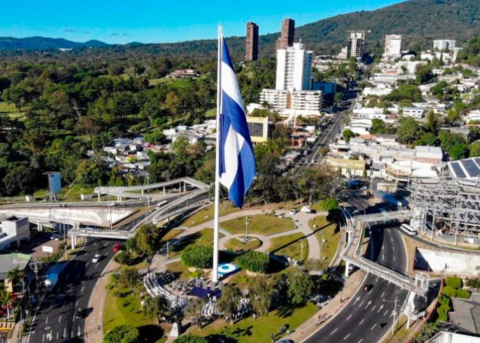 Foto: Salvadoreños decidirán su futuro /cortesía