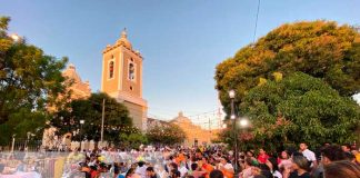 Desde calle la calzada, Chinandega corona a su "Reina de Verano 2024"