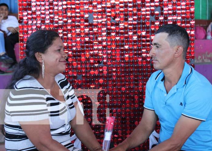 Foto;¡Amor eterno!: Cinco parejas sellan su compromiso en matrimonio en Madriz/TN8