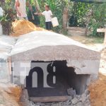 Sacan a una mujer de la tumba después de 48 horas creyendo que está viva en Waspán Sacan a una mujer de la tumba en Waspam