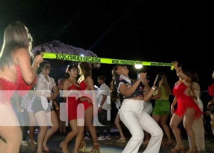 Foto: ¡Noche fenomenal! Experimentaron visitantes del Hotel Summer Pochomil/TN8