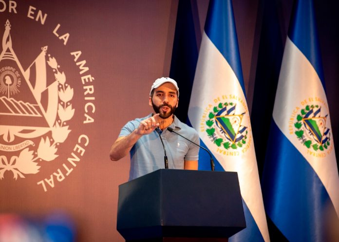 2 Foto: Tensión política en El Salvador /cortesía