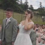 Vaca se opone a una boda en Francia y el video se hace viral Vaca se opone a una boda en Francia y el video se hace viral