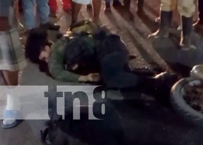 Pasajero de una motocicleta muere tras impactar contra un tráiler en Tipitapa
