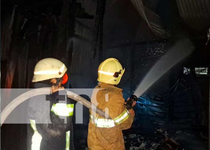 ¡Mueren quemados! Dos personas pierden la vida en un incendio en Matagalpa