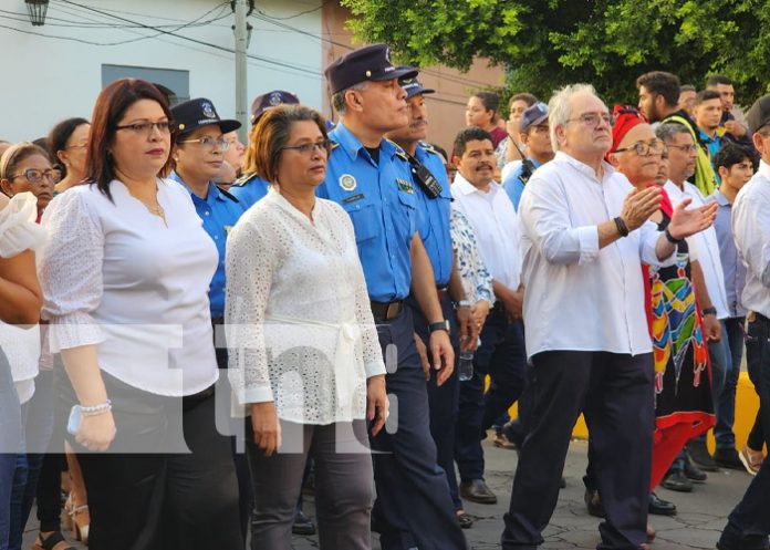 3 Foto: Leoneses recuerdan con amor al insigne poeta Rubén Darío / TN8