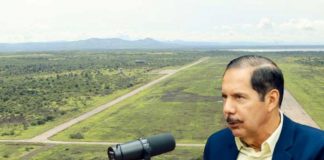Foto: Oscar Mojica, titular del MTI, habla de novedades con el Aeropuerto Internacional Punta Huete / TN8