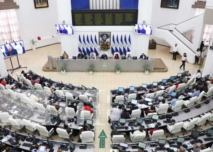 Foto: Sesión especial en el Parlamento por la gesta heroica de San José de las Mulas