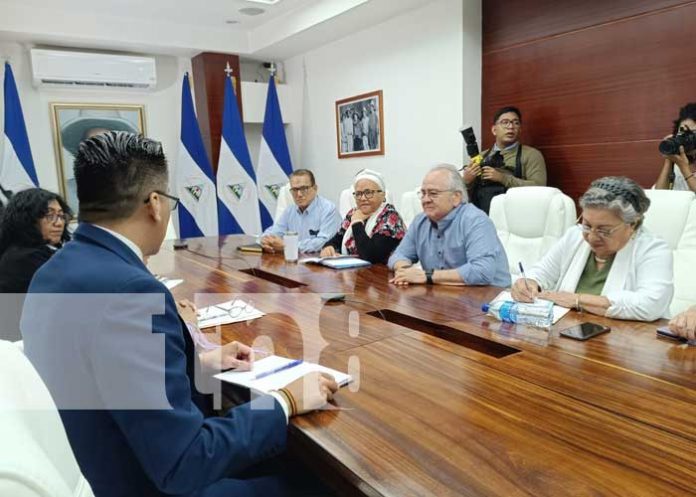 Foto: Encuentro de la Asamblea Nacional de Nicaragua con la Canciller de Bolivia / TN8