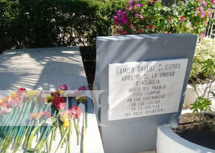 Foto: Homenaje al Comandante Camilo Ortega / TN8