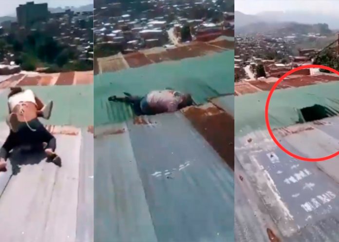 Caen desde el techo de una casa