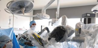 Un robot quirúrgico le quemó el intestino