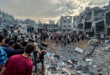 50 palestinos mueren por disparos israelíes mientras corrían a camiones de ayuda Palestinos mueren por disparos israelíes