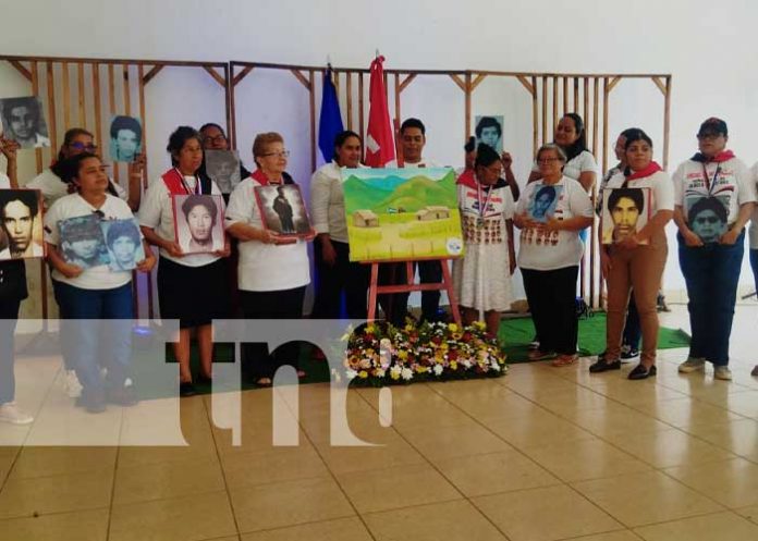Foto: Honor para los héroes de San José de las Mulas / TN8