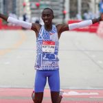 Fallece Kelvin Kiptum, poseedor del récord mundial de Maratón en brutal accidente Fallece en accidente de coche Kelvin Kiptum