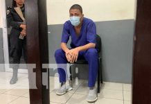 Se dejó deslumbrar por un iPhone y ahora está procesado en Managua Foto: Acusación por robar un teléfono celular en Managua / TN8