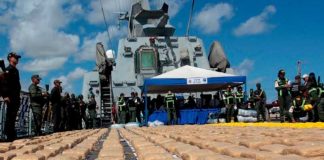 Marina de Francia decomisa 7 toneladas de cocaína en las Antillas
