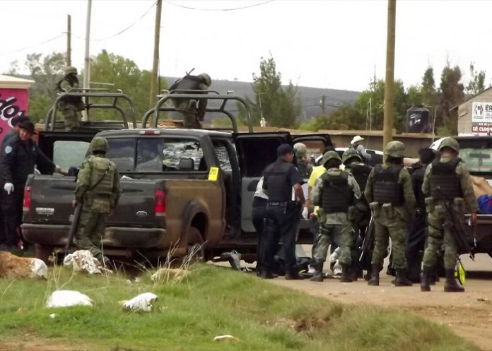 17 muertos tras enfrentamiento entre cárteles en México