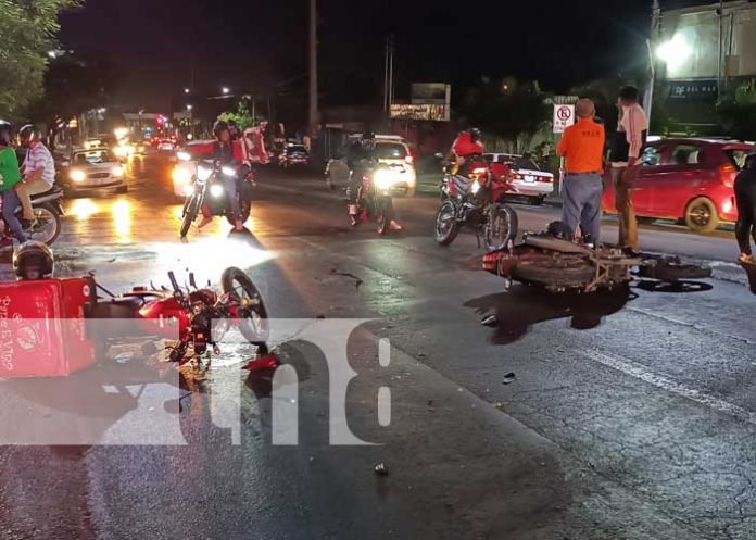 Foto: Repartidor y otro motociclista chocan en Managua / TN8