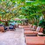 Pelea de mujeres en lobby de hotel de Miami 