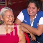 Celebran el inicio del Mes del Amor y la Amistad en la casa club ubicada en Managua Adultos mayores llenos de sonrisas en Casa Club de Managua