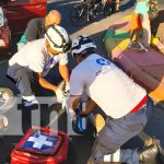 Doña Petronila con fractura en su pierna tras accidente en Carretera Nueva a León Foto: Mujer lesionada tras accidente de tránsito en Carretera Nueva a León / TN8