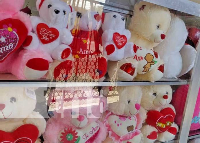 valen-san-2 Foto: Comercios de Nicaragua bien activos por San Valentín / TN8
