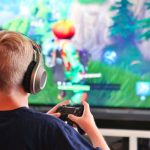 Ojo: El uso prolongado de auriculares en Videojuegos puede dejarte «sorbete» Advierten del peligro que entrañan los videojuegos