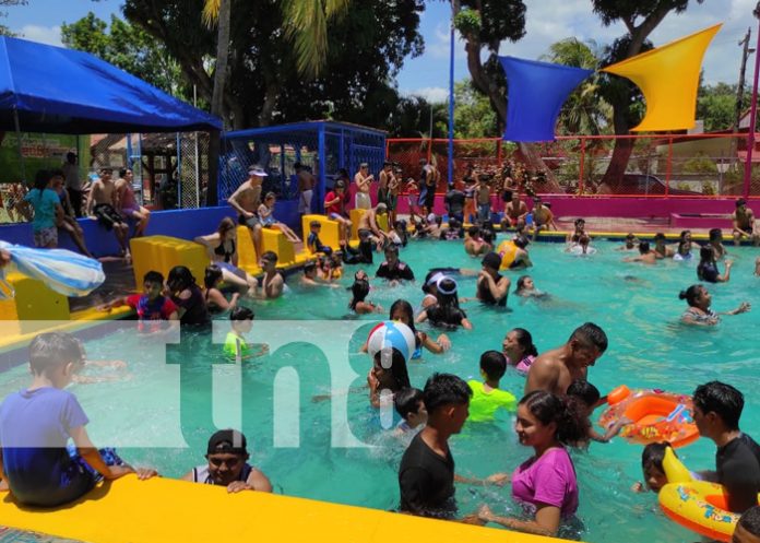 Foto: ¡Familias disfrutan de sus vacaciones! En el centro recreativo Xilonem y el Zoológico Nacional/TN8