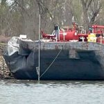 Terrible accidente: Barcaza que chocó contra un puente en Oklahoma Terrible accidente de una barcaza que chocó contra un puente en Oklahoma