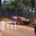 Taxista y pasajera se llevan el susto de sus vidas en Bilwi Taxista y pasajera se llevan el susto de sus vidas en Bilwi