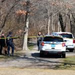 Encuentran dos brazos y una pierna en un parque Nueva York