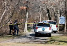 ¡Macabro! Encuentran dos brazos y una pierna en un parque Nueva York Encuentran dos brazos y una pierna en un parque Nueva York