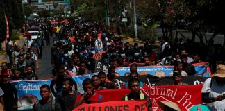 Foto: Protesta en México: Ciudadanos marchan exigiendo justicia por estudiante víctima de homicidio / TN8