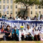 Médicos en Perú en paro de 24 horas por ascensos y falta de pagos Foto: Médicos protestan en Perú /cortesía