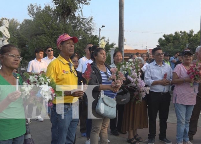 Foto: Emotivas ceremonias en todo el país en apoyo a las víctimas del ataque en Rusia/TN8