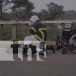 Bombero se convierte en ángel para víctima de picaduras de abejas (VIDEO) Foto: Bombero se convierte en ángel de la salvación para víctima de picaduras de abejas/TN8