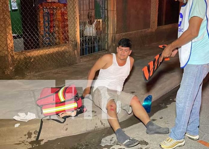 Choque entre motocicletas en Juigalpa deja conductores lesionados