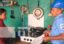 Bomberos de Estelí refuerzan seguridad en el mercado Alfredo Lazo Mantenimiento preventivo en mercado de Estelí