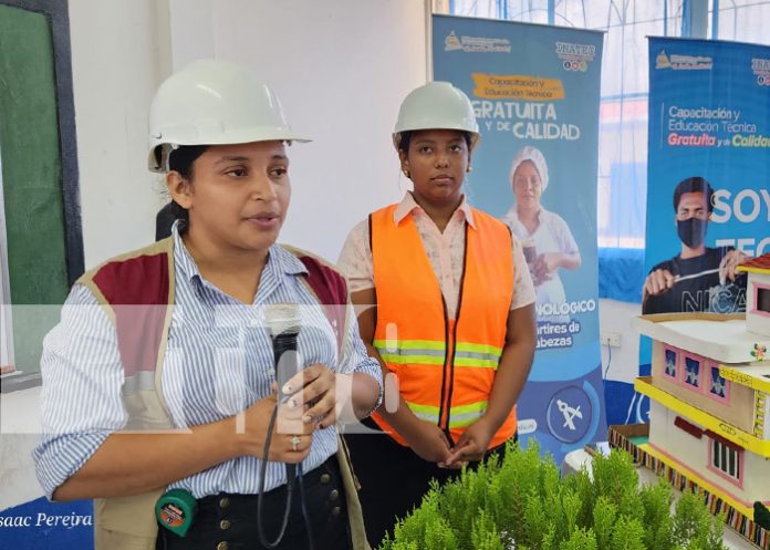 2 Foto: Masterclass para destacar a las mujeres caribeñas con futuro emprendedor en Bilwi/TN8