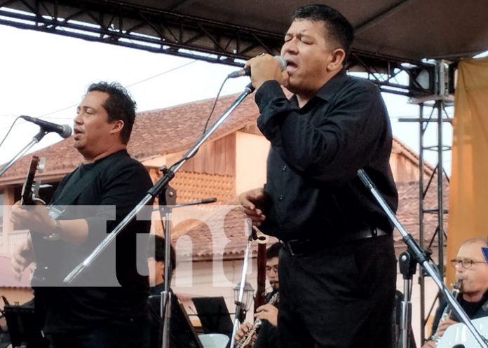 Foto: Una noche de espectáculo musical brindó la camerata back en Nandaime/TN8