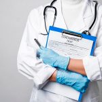 Médico anestesista mata a su novia con dosis letal de anestesia en Ucrania Foto: Médicos protestan en Perú /cortesía